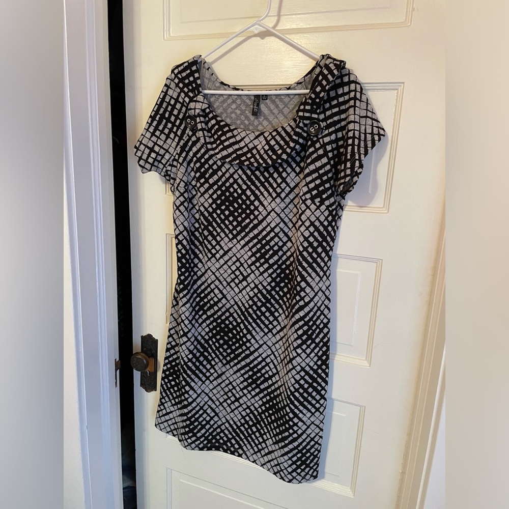 essentials grey cap sleeve knee length dress- large